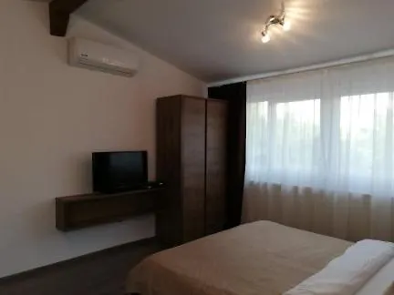 Cara Cu Parcare - Zona Republicii