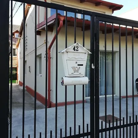 Cara Cu Parcare - Zona Republicii Apartment *